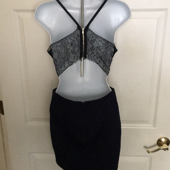 SALE⭐️Lulu's Heartbeat Song Black n Navy Backless - Picture 4 of 5